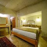 Cave Saksagan Hotel 5*