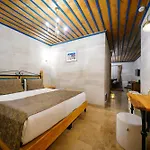 Cave Saksagan Ξενοδοχείο 5*