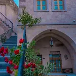 Hotel Cave Saksagan 5*