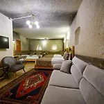Cave Saksagan Hotel