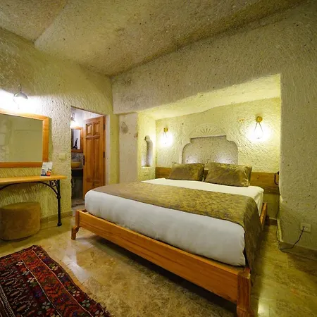 Cave Saksagan Hotel 2*