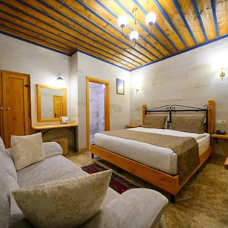Hotel Cave Saksagan 2*
