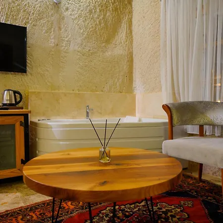 Cave Saksagan Göreme