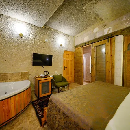 Cave Saksagan Hotel