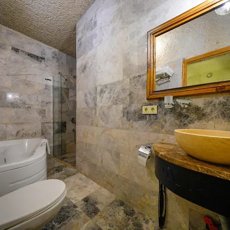 Hotel Cave Saksagan