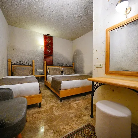 Hotel Cave Saksagan 5*
