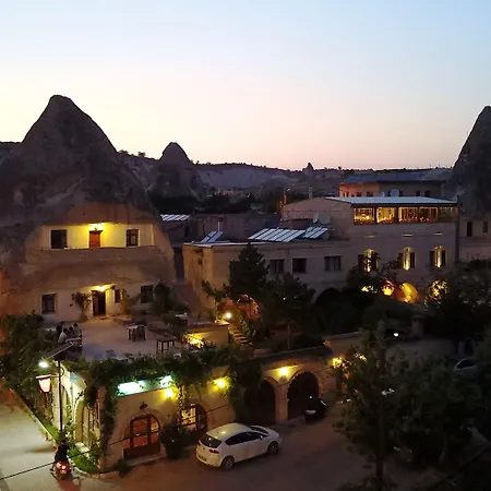 Hotel Cave Saksagan 5*