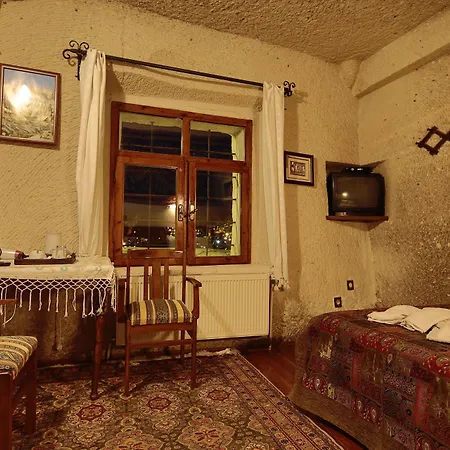 Hotel Cave Saksagan