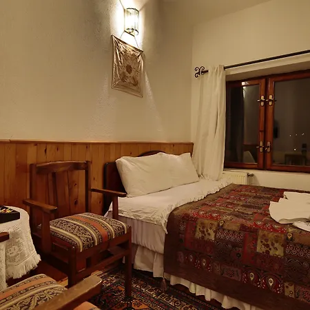Cave Saksagan Hotel