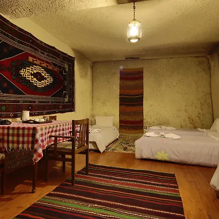 Cave Saksagan Hotel