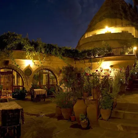 Hotel Cave Saksagan 5*