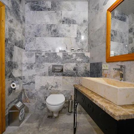 Cave Saksagan Hotel