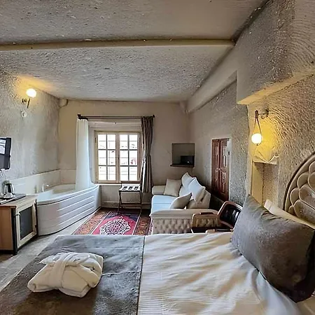 Cave Saksagan 5*