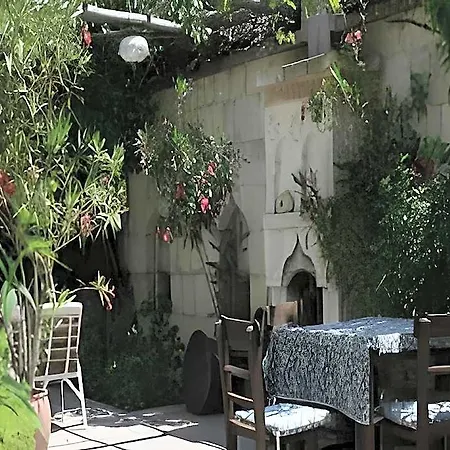 Cave Saksagan Hotel 5*