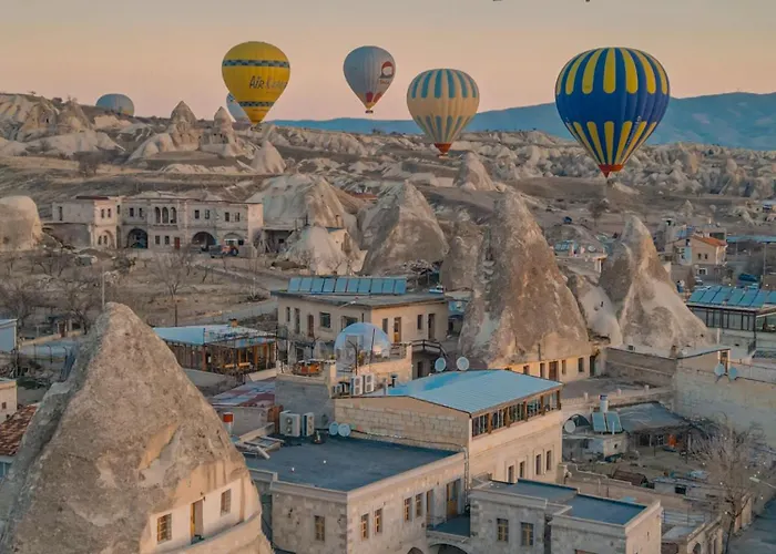 ケーブ サクサガン 5* ギョレメ