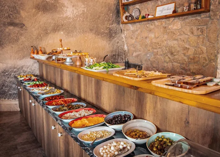 Cave Saksagan מלון 5*