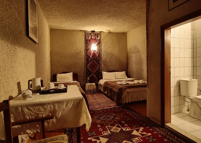 Cave Saksagan מלון 5*